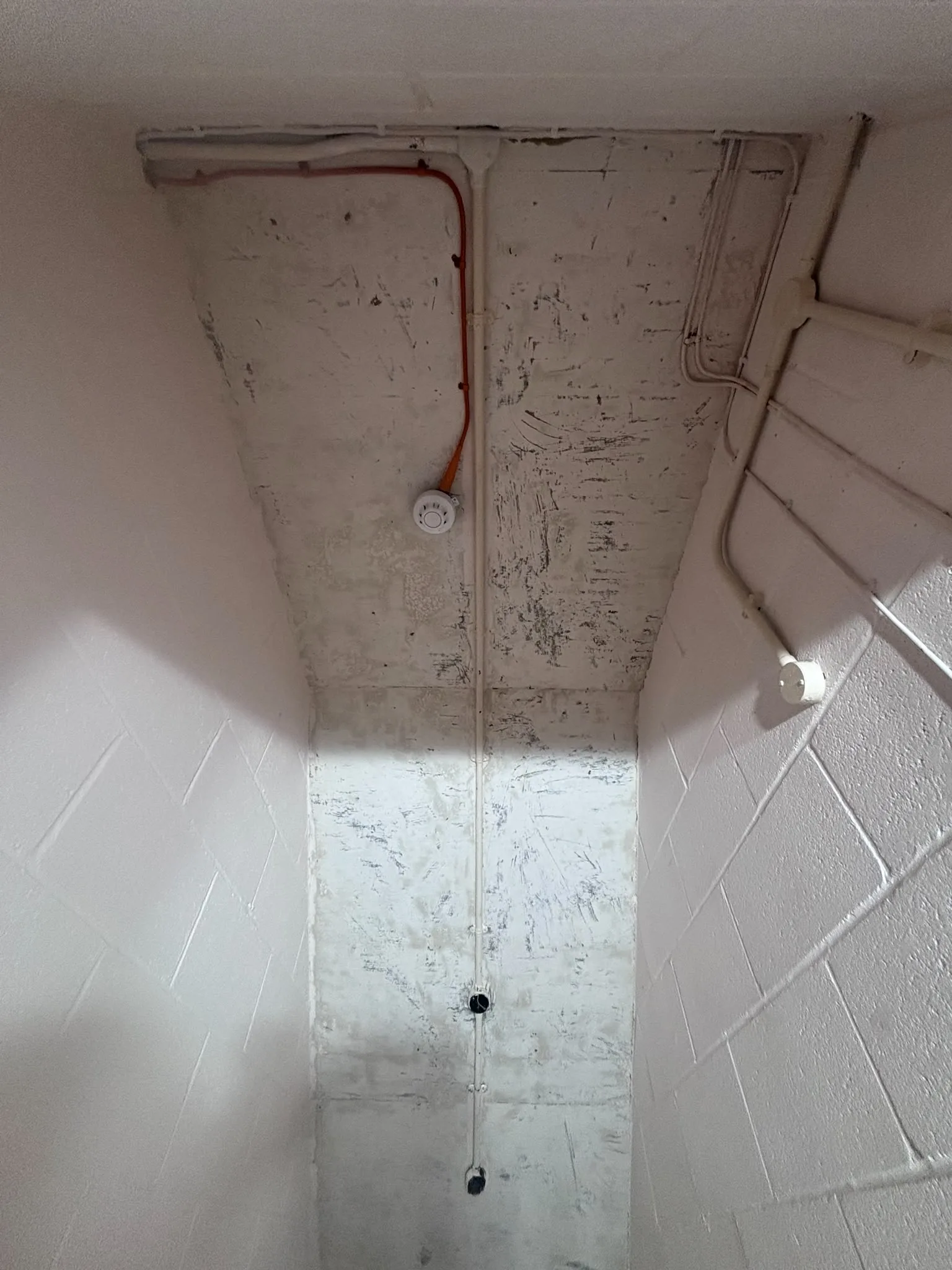 Licensed asbestos gasket removal in a Clapham Junction commercial property